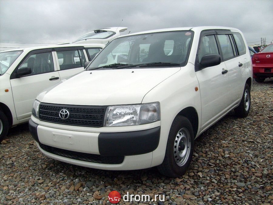 Пробокс 2005. Toyota succeed 2002. Toyota Probox 2005. Toyota Probox 1 поколение. Мухобойка на капот Probox.