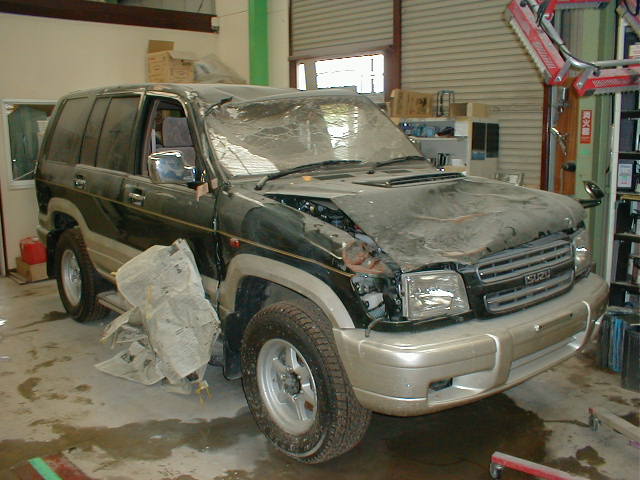 ISUZU BIGHORN 2000