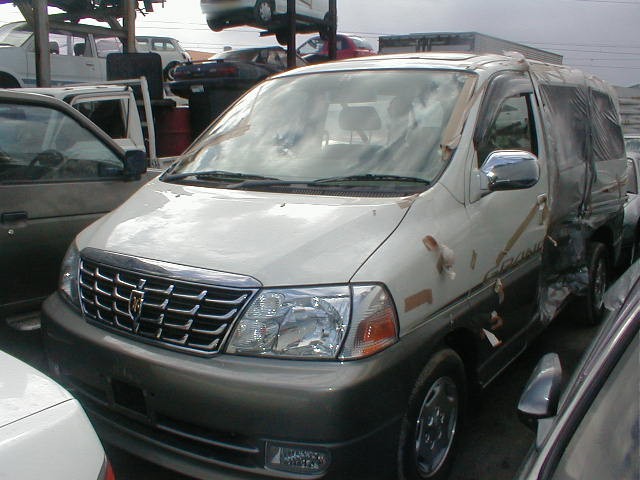 TOYOTA GRAND HIACE '2001