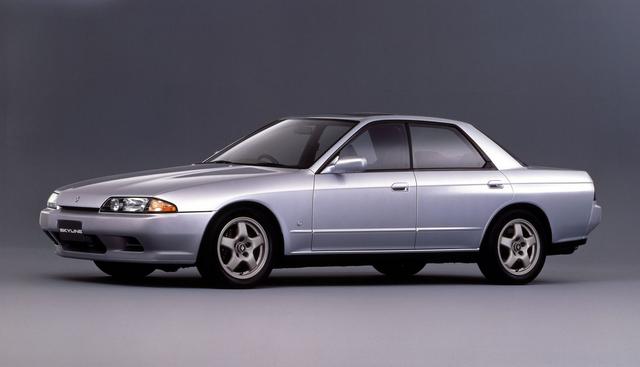 8th Generation:  R32  (1989~93) 