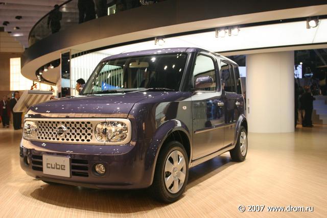 Nissan Cube 