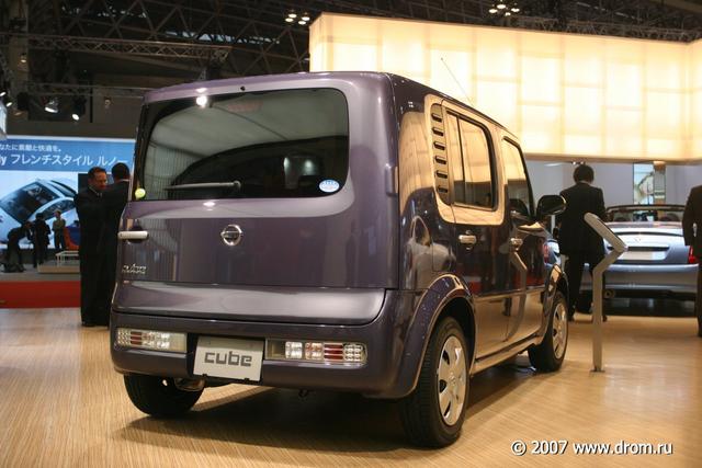 Nissan Cube 