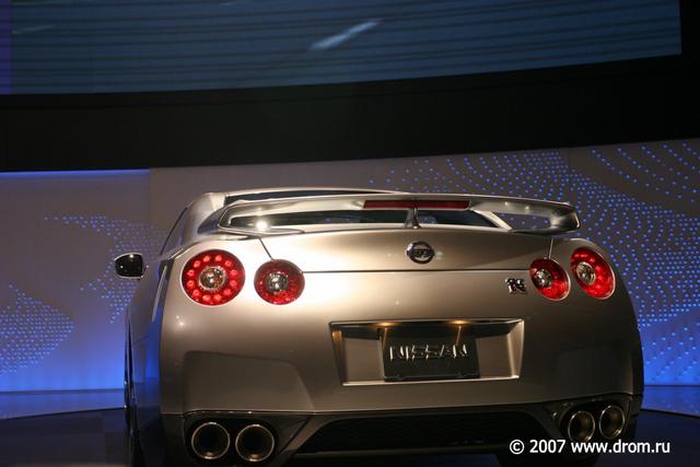 Nissan GT-R 