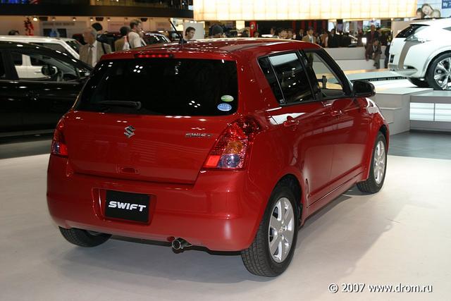Suzuki Swift 