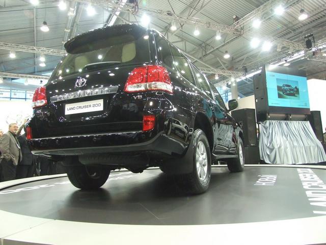 Toyota Land Cruiser 200 