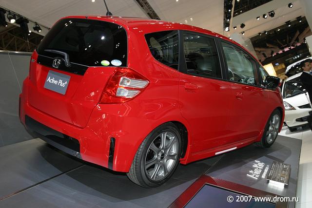 Honda Fit   Active Plus 