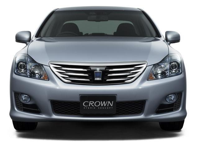 Toyota Crown Hybrid Concept 