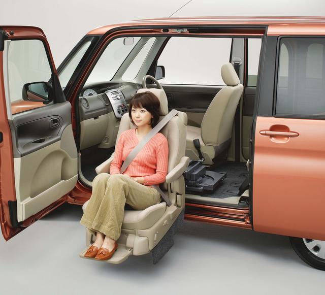 Daihatsu Tanto Welcome Seat 