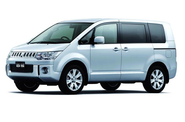 Mitsubishi Delica D5 
