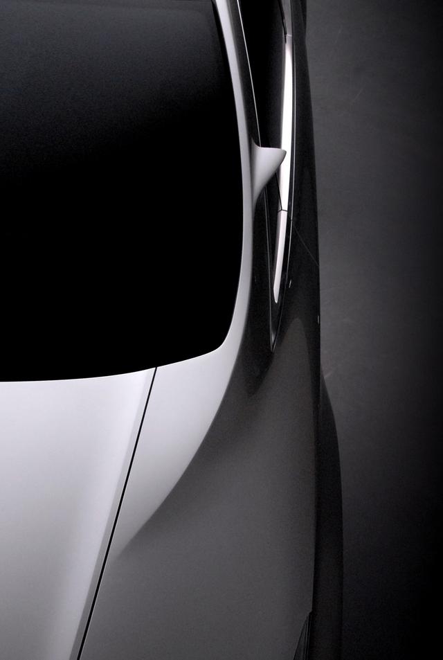 Lexus LF-Xh 