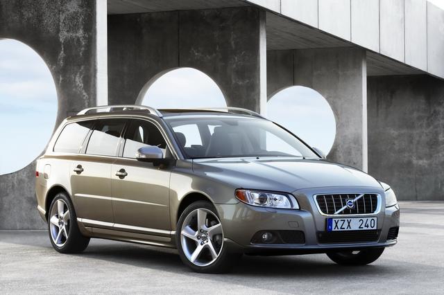 Volvo V70 