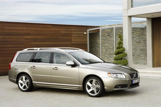 Volvo V70 