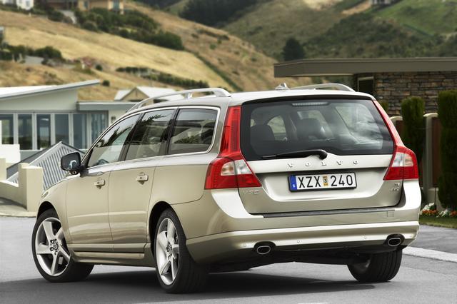 Volvo V70 