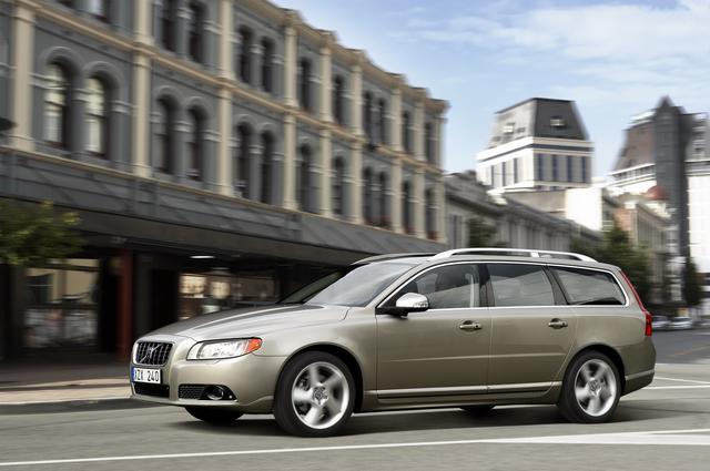 Volvo V70 