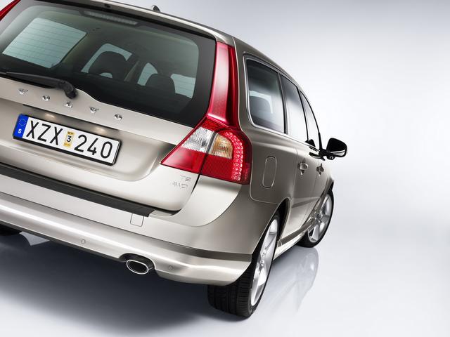Volvo V70 