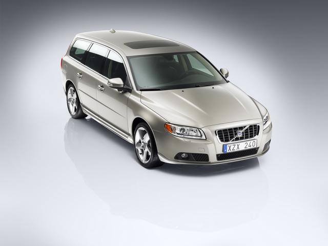 Volvo V70 