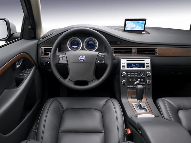 Volvo V70 Interior 