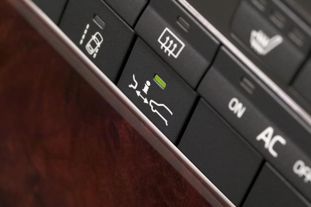 Distance Alert Button 