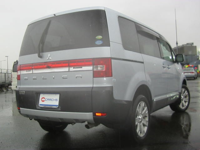 MMC Delica-2007 rear 