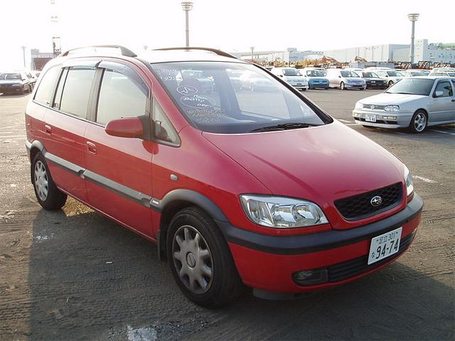 Subaru Traviq vs Opel Zafira 