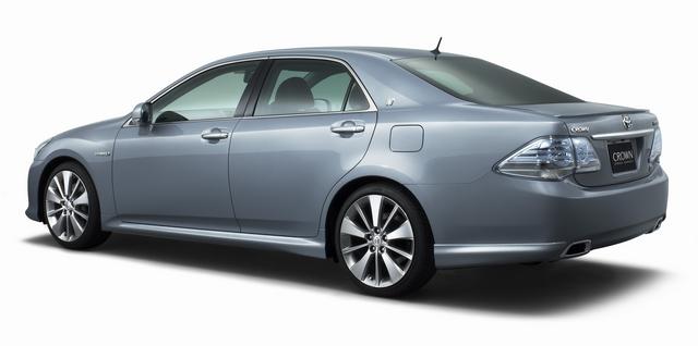 Crown_Hybrid_Concept_04 