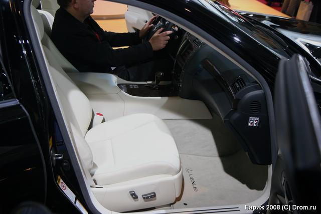 Lexus LS600h L