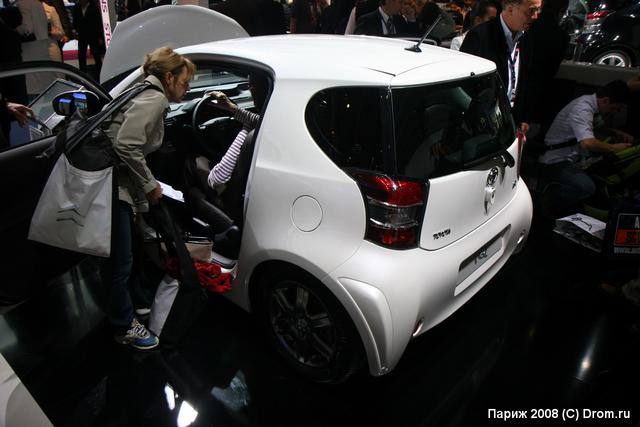 Toyota iQ