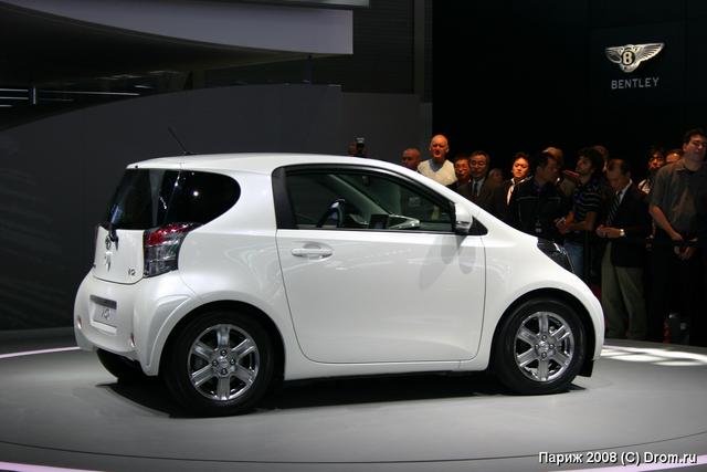 Toyota iQ