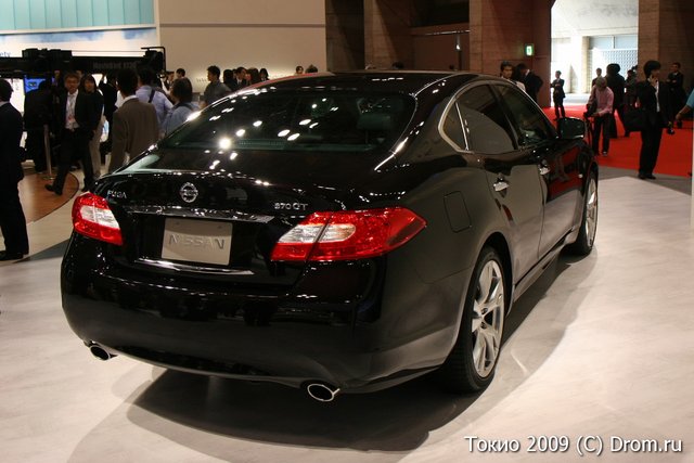 Nissan Fuga 370GT