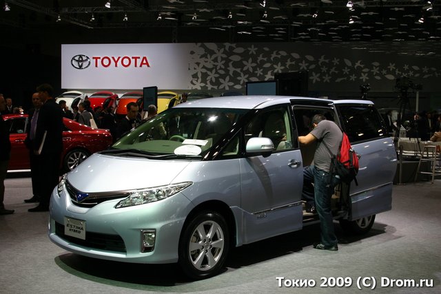 Toyota Estima   