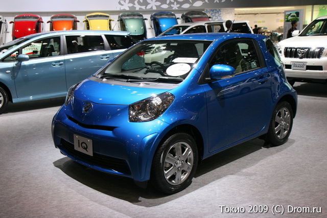 Toyota iQ 