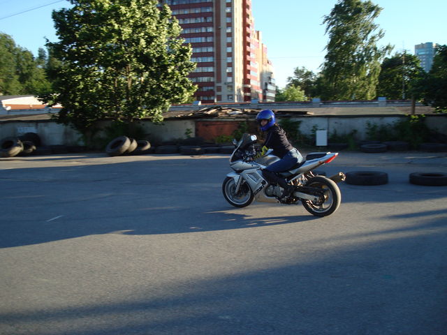 Suzuki SV650 