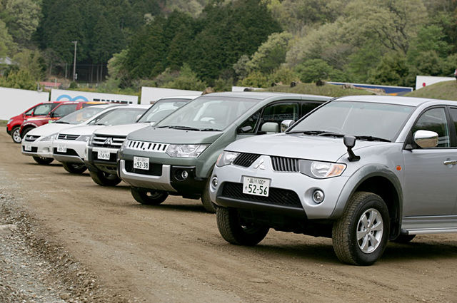 L200, D5, Pajero, Outlander, Grandis 