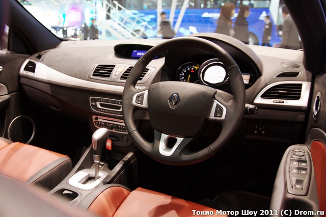 Renault Megane Glass Roof Cabriolet