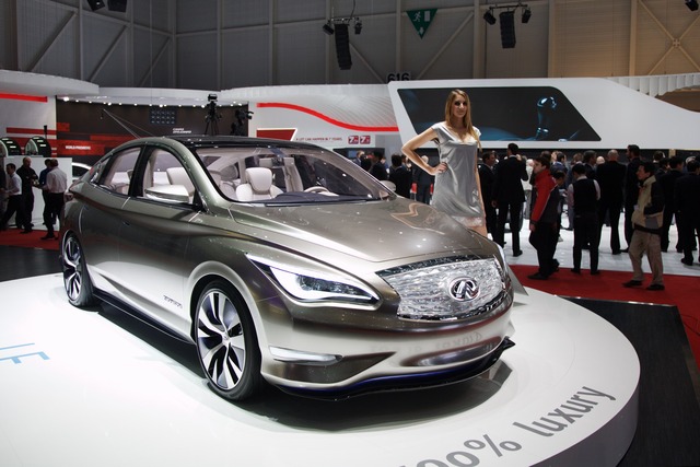 Infiniti LE Concept