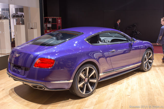  Bentley GT V8