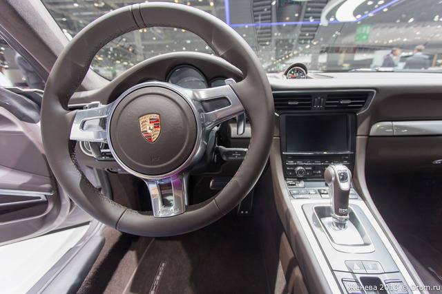 Porsche 911 Carrera 4S