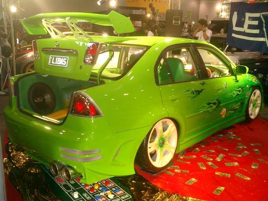 2001 Honda Civic GLi 7-     . Sedan 1.7L
