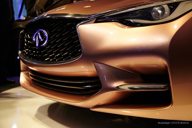 Infiniti Q30 Concept