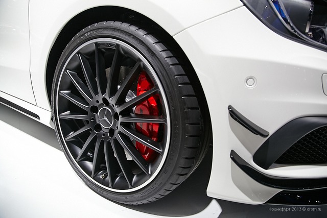 Mercedes Benz A45 AMG