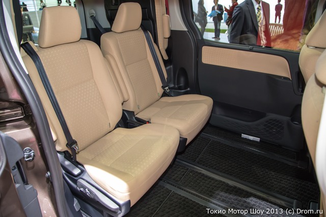 Toyota Noah Concept