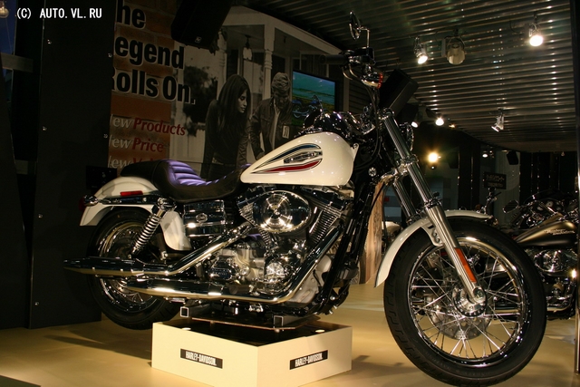 Harley-Davidson 35th Anniversary Super Glide FXDI