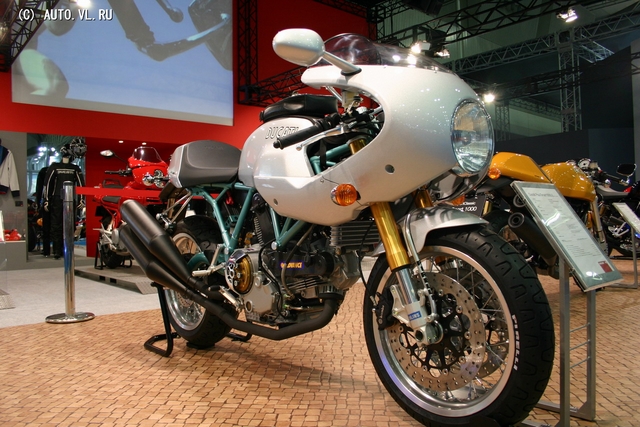 Ducati Paul Smart 1000LE