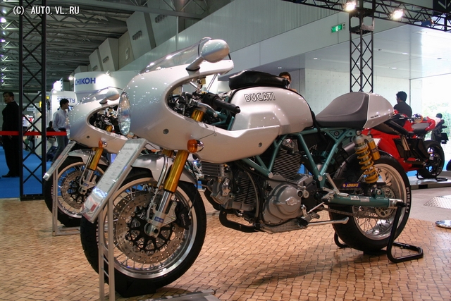 Ducati Paul Smart 1000LE