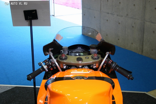 Honda RC211V