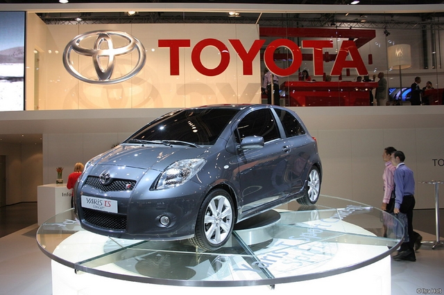 Toyota Yaris TS Concept