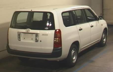 TOYOTA SUCCEED 2002