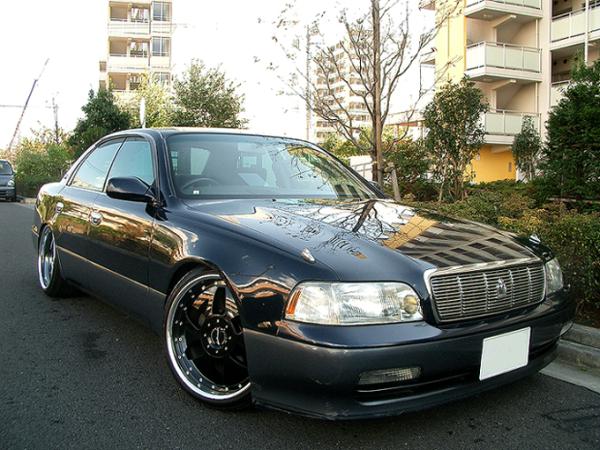 Crown MaJesta V8 Parts Carvision 