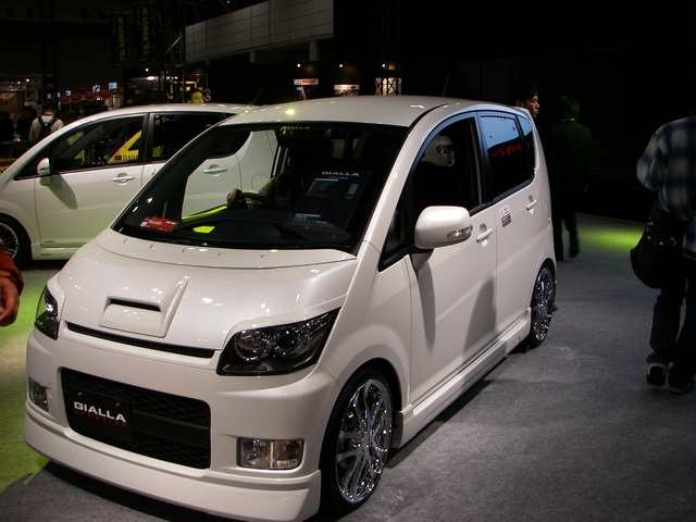 Daihatsu Move Gialla 